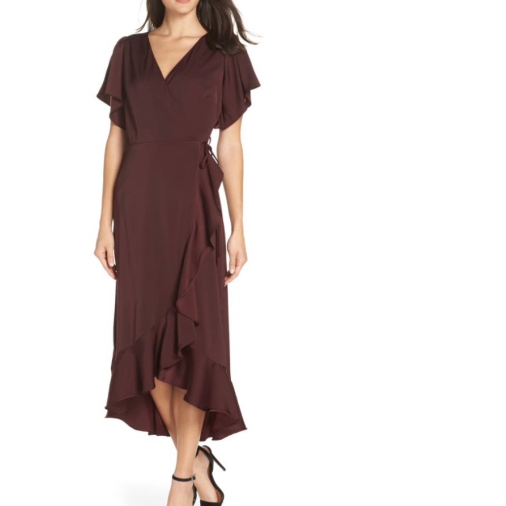 ‼️SALE ‼️Midi Ruffle Wrap Dress
CHELSEA28